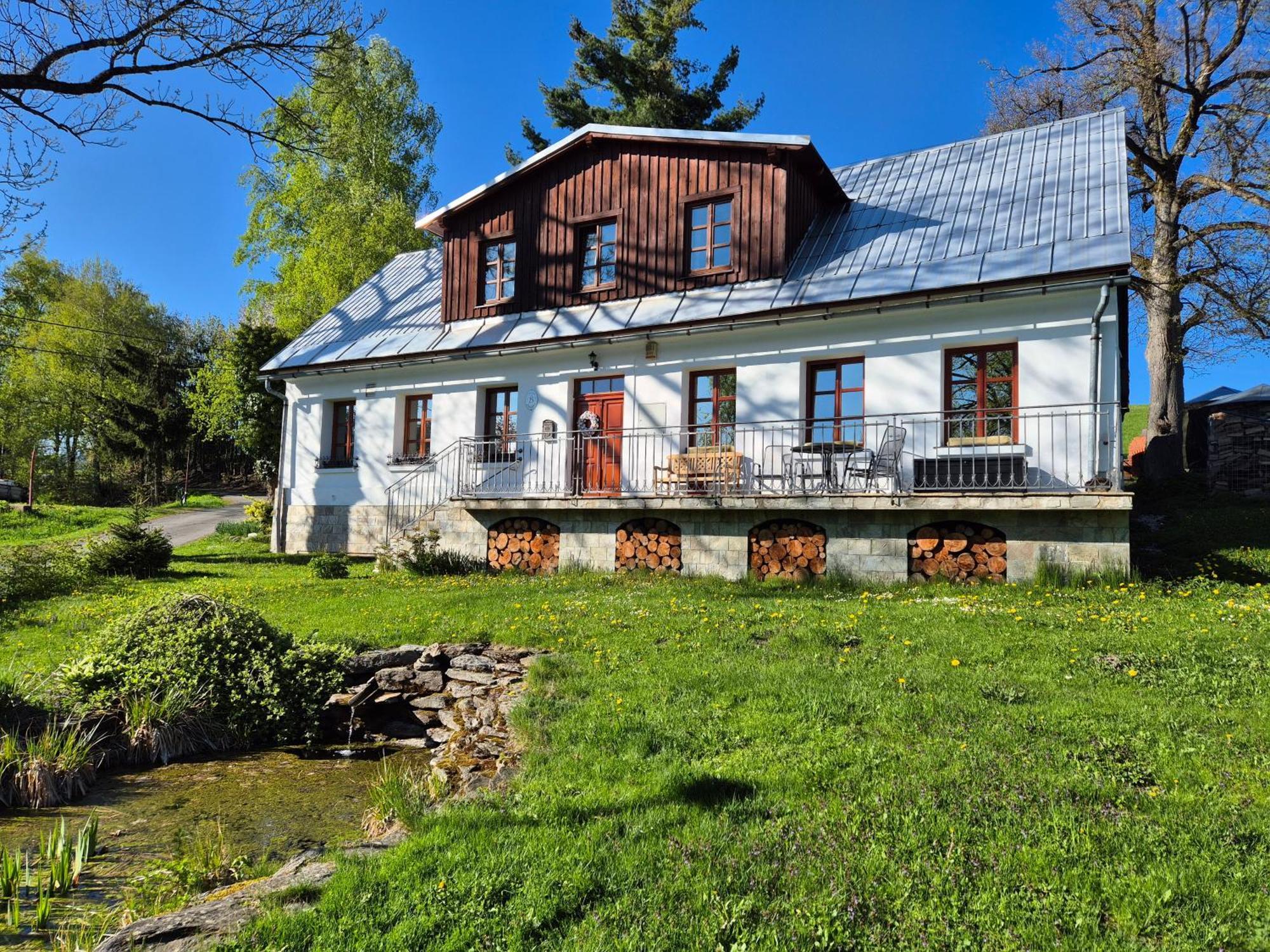 Knezice 25, Chalupa V Krkonosich Vrchlabí Exterior photo